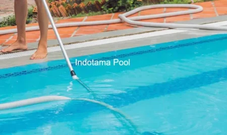 Vacuum Kolam Renang