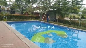 Perawatan Lantai Mozaik dan Keramik Kolam Renang di Padang